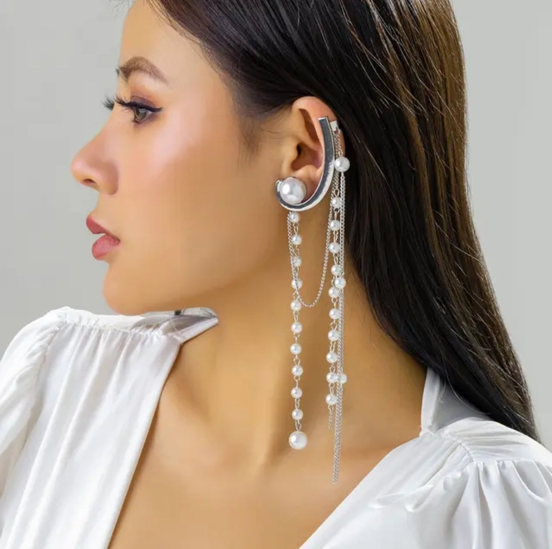 Silver Pearl Ear Cuf